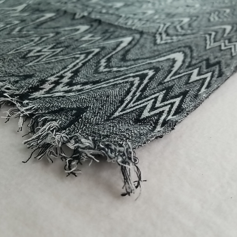 Unbranded Black Gray White Multi-Purpose Scarf - Picture 2 of 6